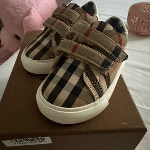 Kids Burberry sneakers